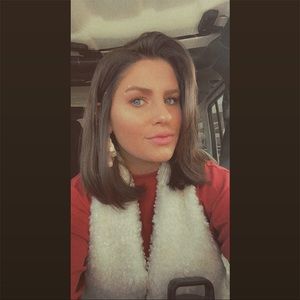 Meet your Posher, Ali